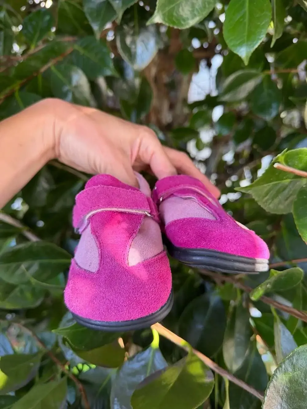 Little Soles Pink Suede T-Strap Toddler Shoes Size 5